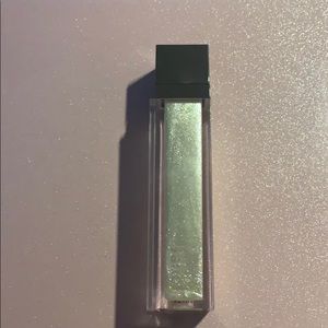 Jouer Lip Topper Frost Bite